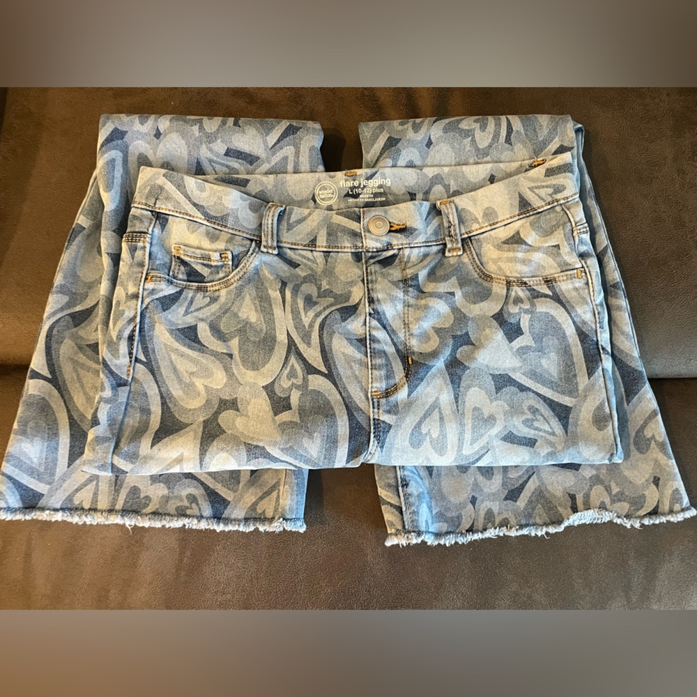 High rise soft heart pattern jeans